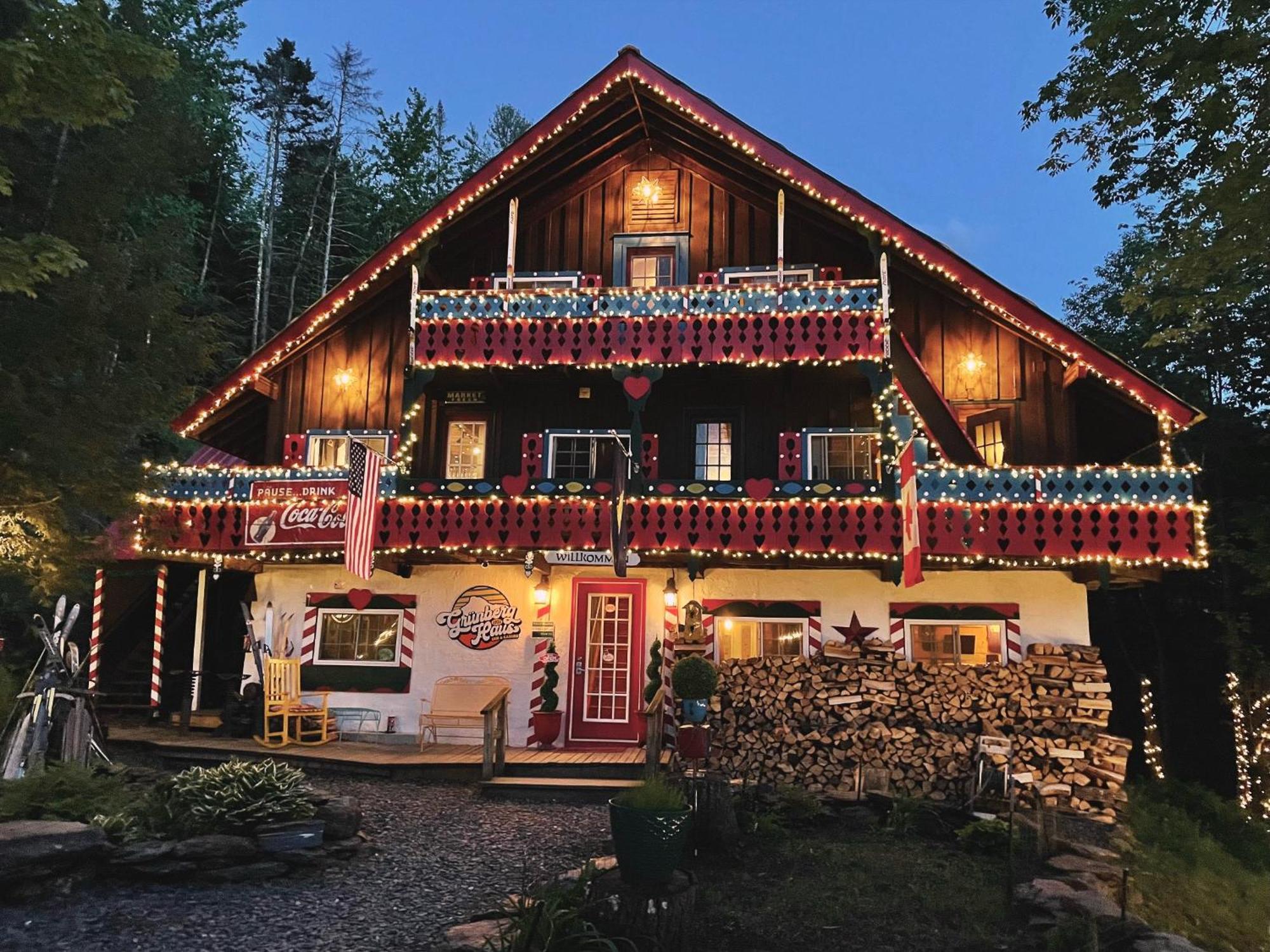 Grunberg Haus Inn & Cabins Waterbury Exteriör bild